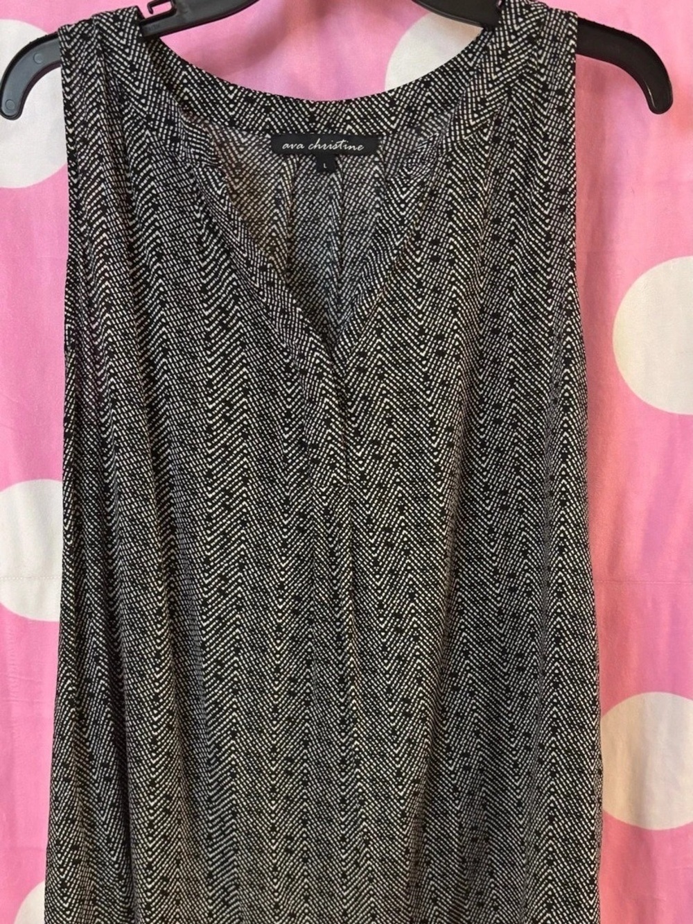 Ava Christine Geometric Sleeveless Top in Black & White Size Large